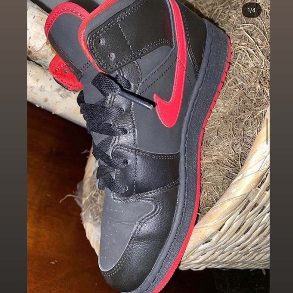 Nike Air Jordan 1’s size 4.5